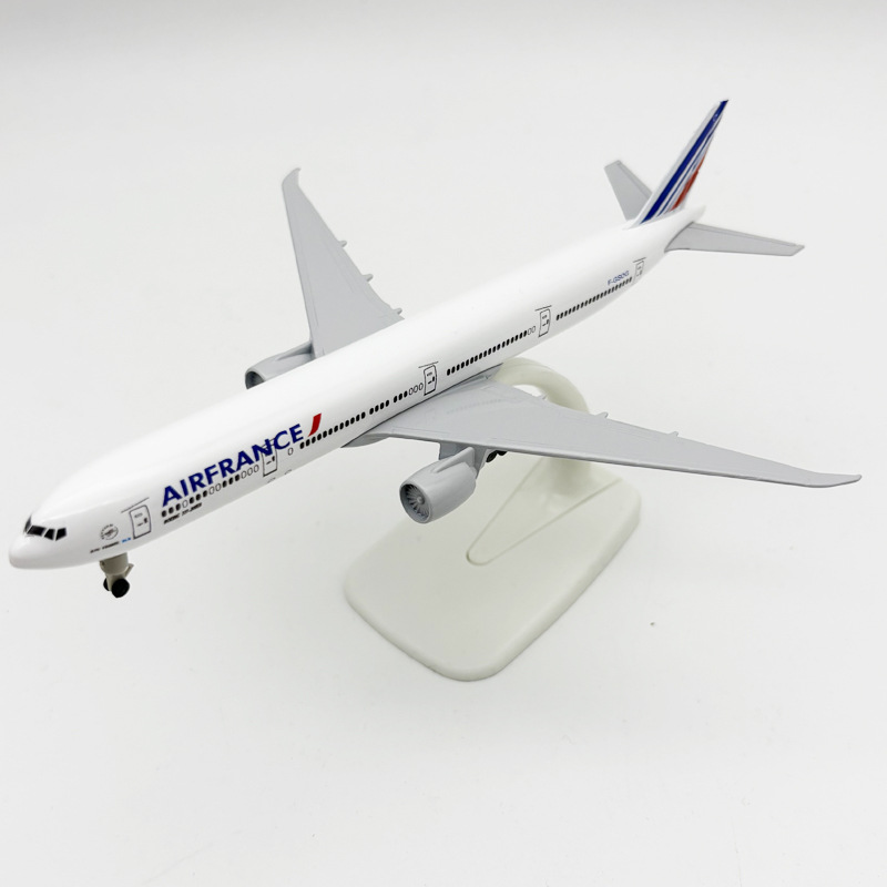 20CM Air France B777 3